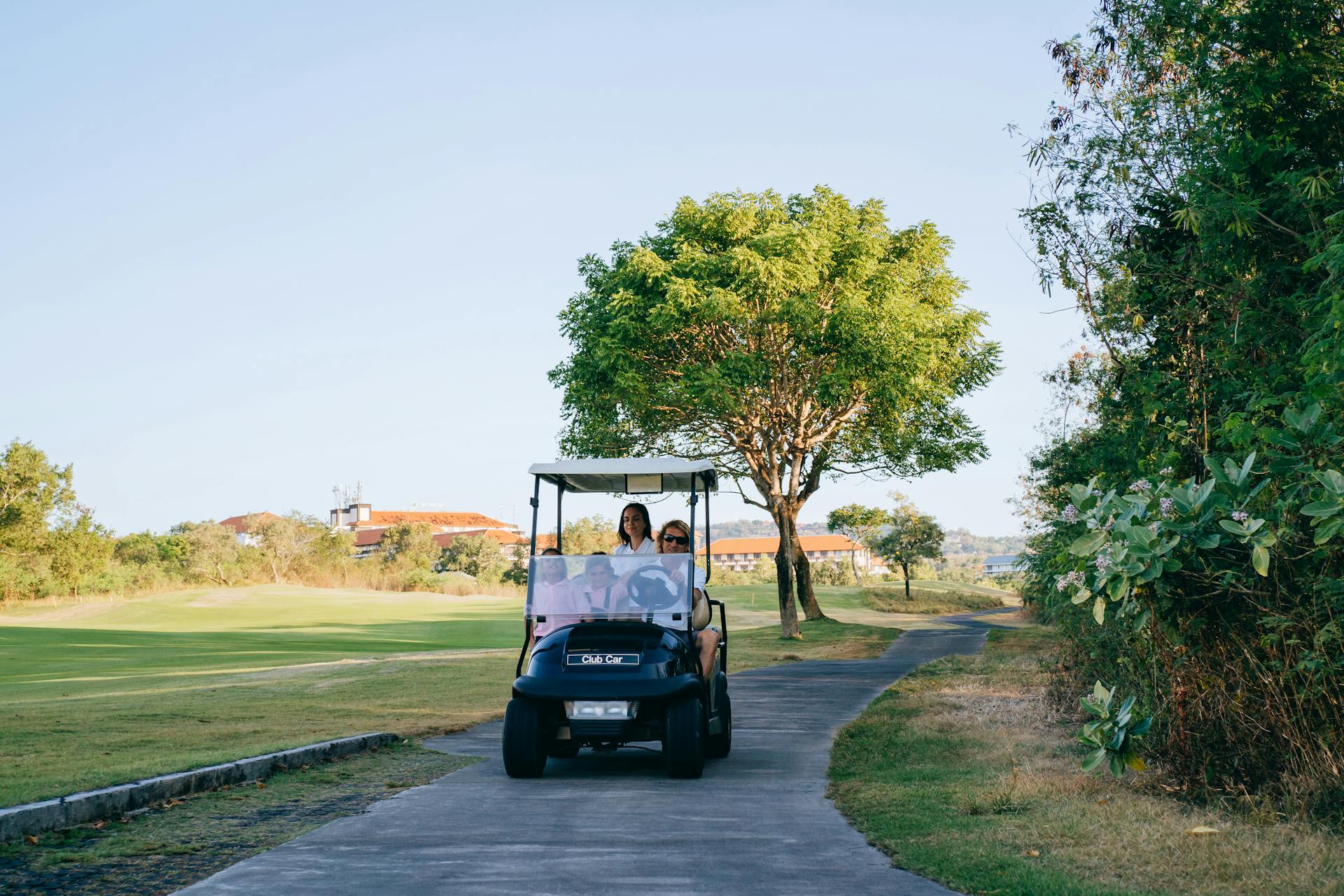 Exploring the Boom in Golf Cart Rental: Guide to Eco-Friendly Tourism in Delray Beach